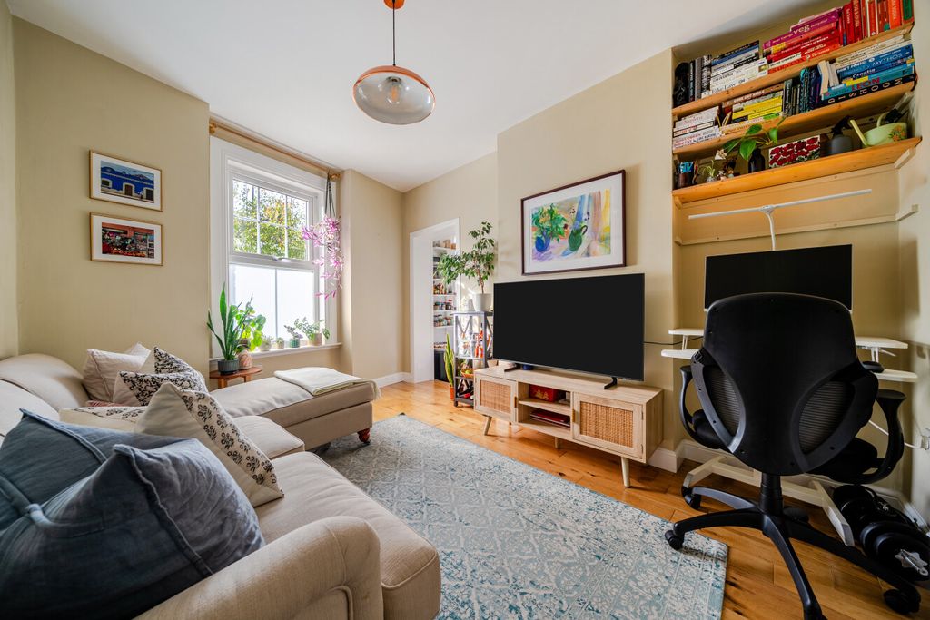 Property photo 1 of 15 1535877-9-6Ad9Fbb...