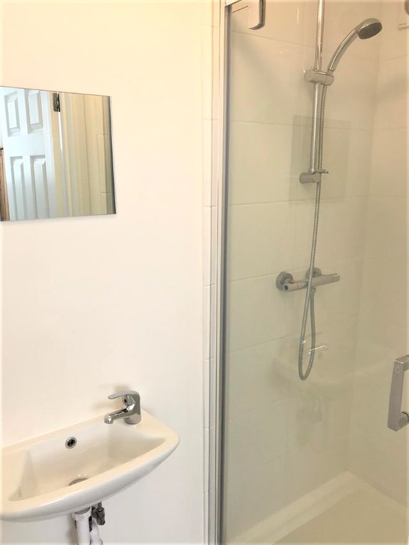 Property photo 3 of 3