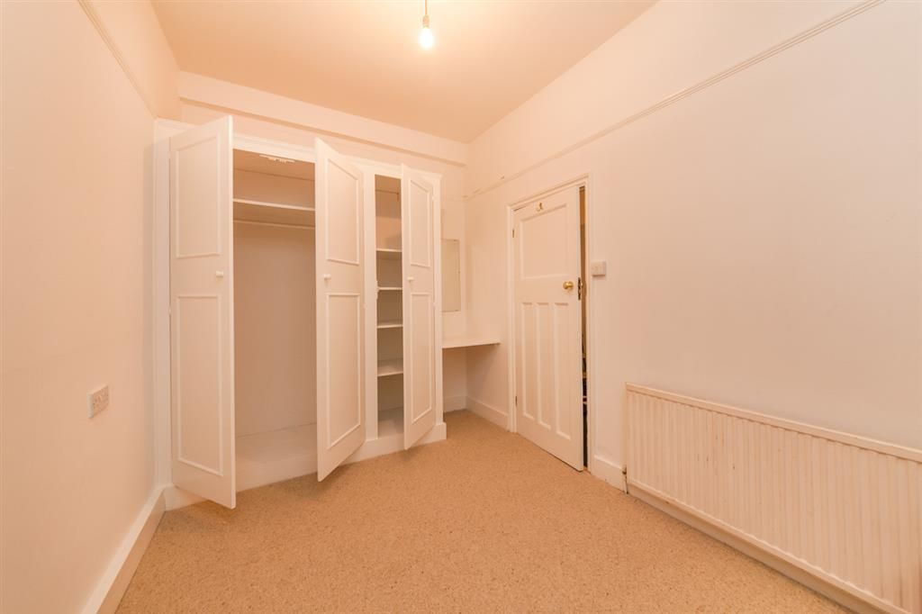 Property photo 3 of 10 Image