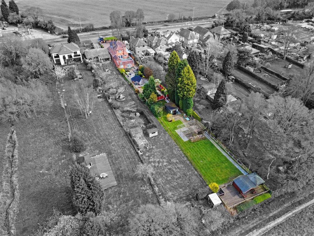 Property photo 2 of 26 Drone_4 Bw.Jpg