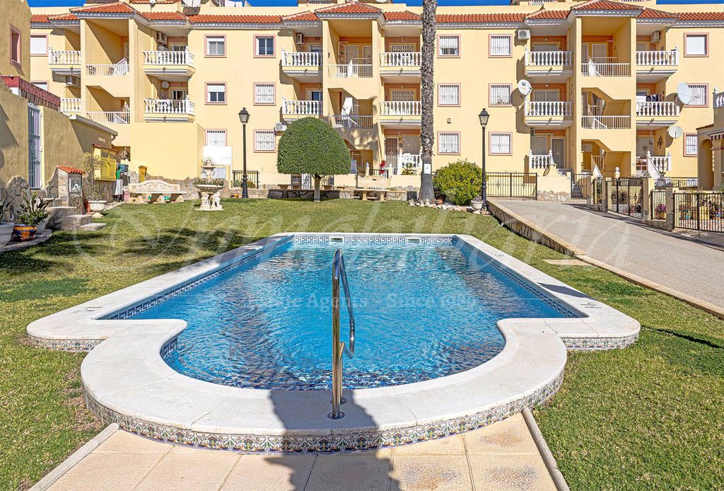 Property photo 1 of 15