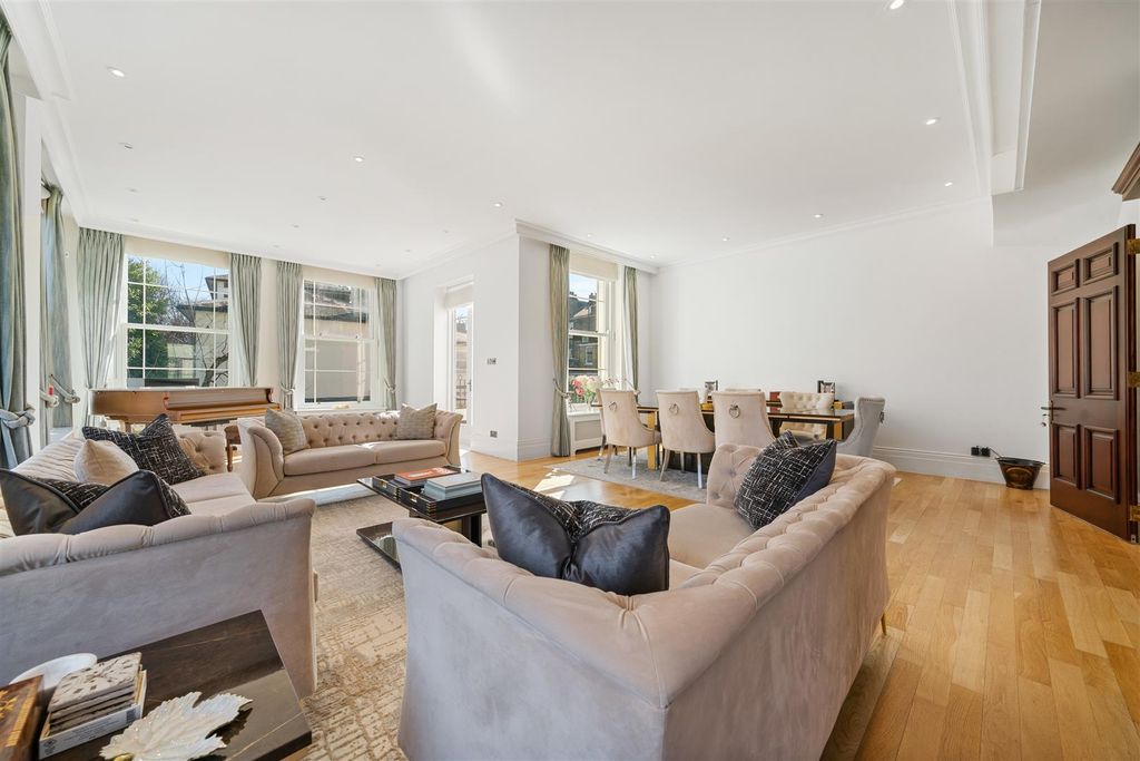 Property photo 2 of 12 29 Acacia Road Nw8 6Ar-No Watermark-2.Jpg