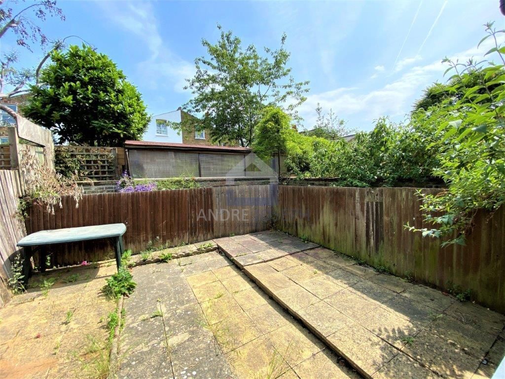 Property photo 3 of 7 Photo 3