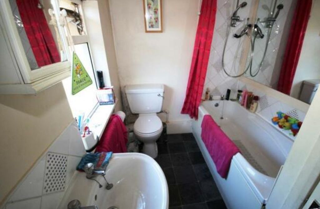 Property photo 3 of 10