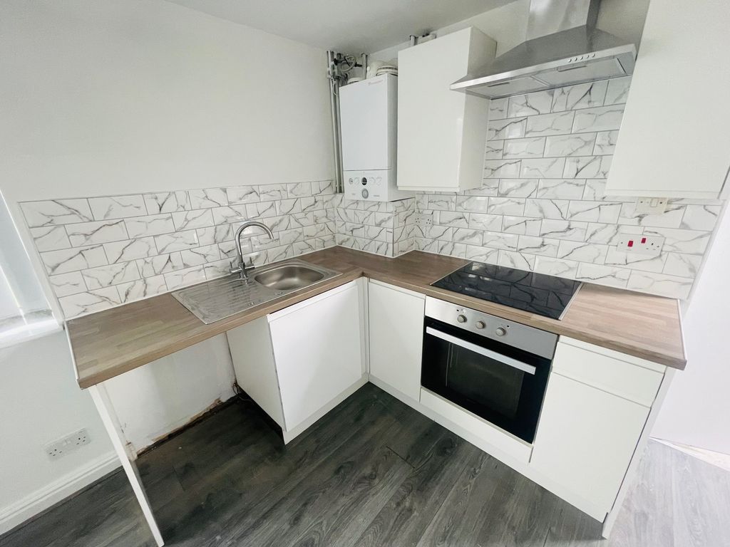 Property photo 2 of 6 Image