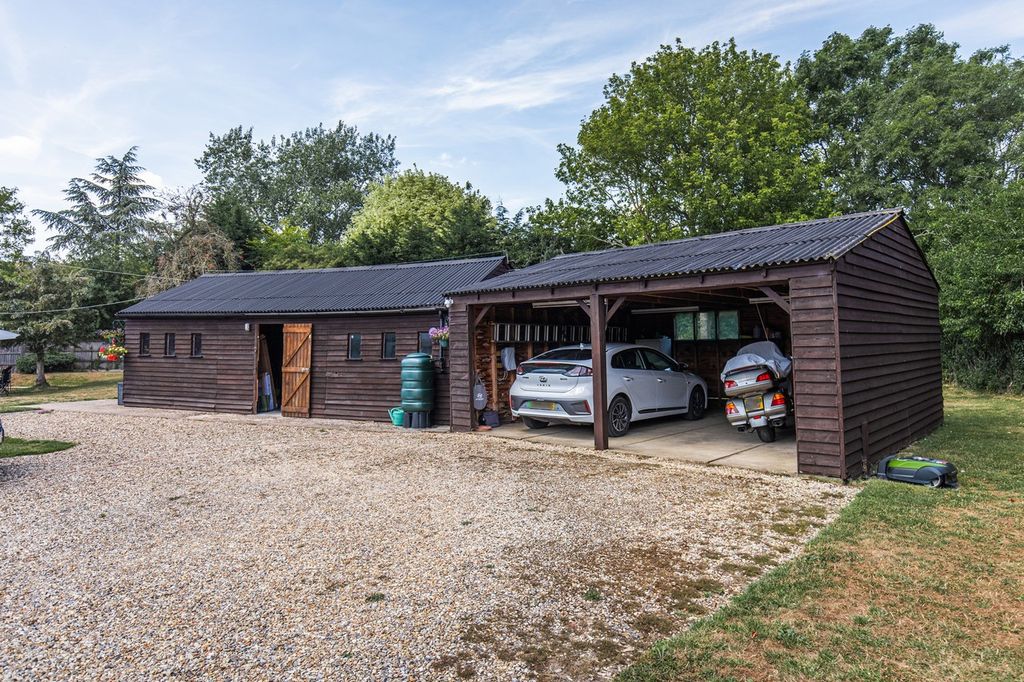 Property photo 2 of 27 Lowater_Farm_-64