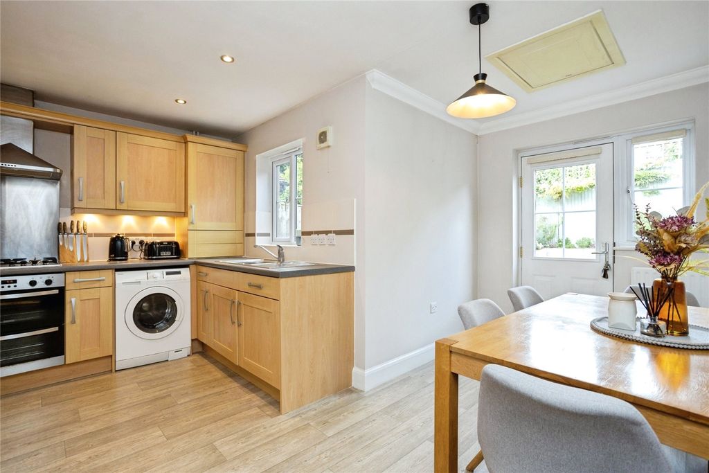 Property photo 2 of 17 Picture No. 05