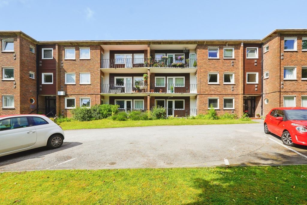 Property photo 1 of 21 Pbox-Img.Jpg