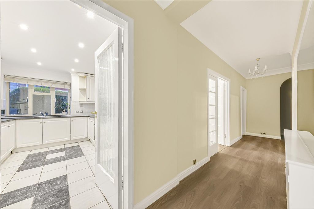 Property photo 3 of 14 Dsc_8202.Jpg