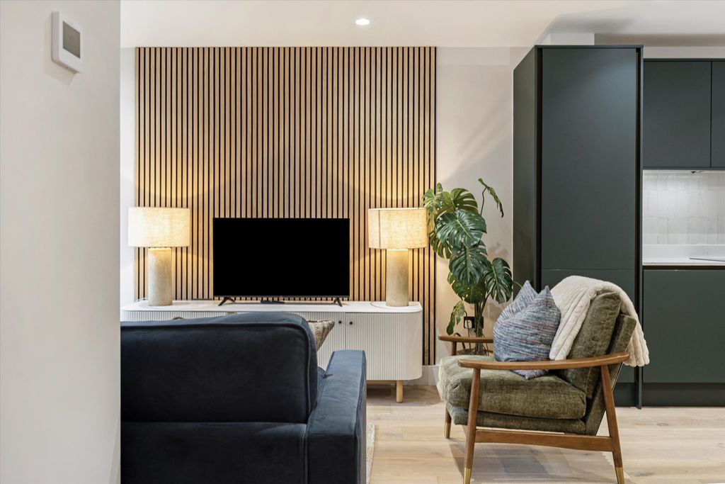 Property photo 2 of 9 Image