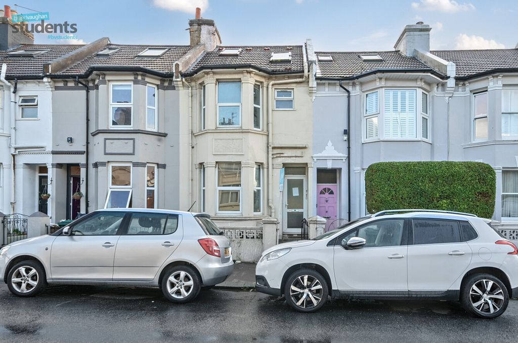 Property photo 1 of 13 125Ba508-Cf32-46B...