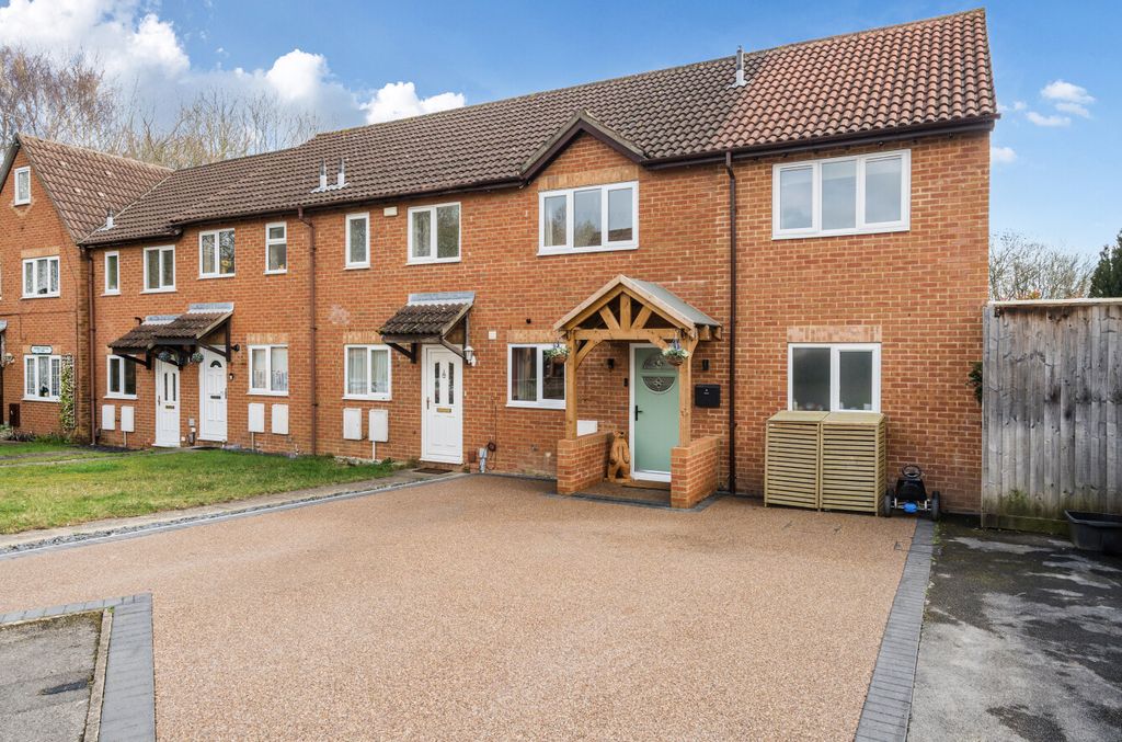 Property photo 1 of 13 1425933169B158d5Bb42A