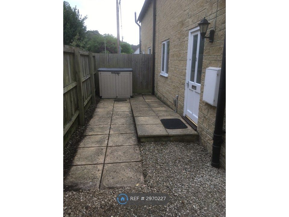 Property photo 2 of 9