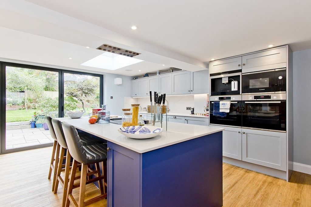 Property photo 2 of 19 Kitchen.Jpg