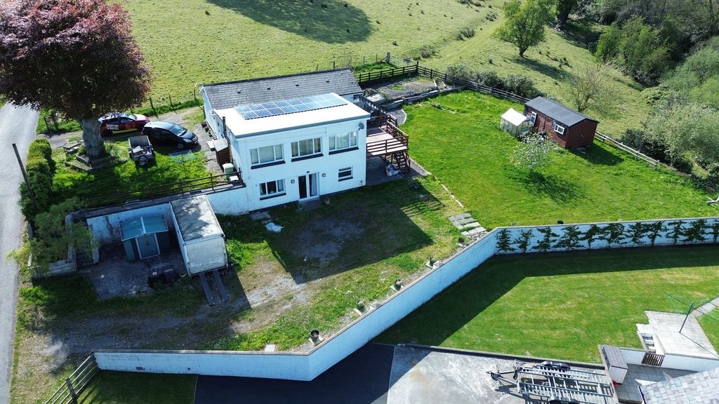 Property photo 1 of 27