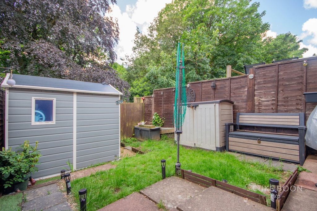 Property photo 3 of 9