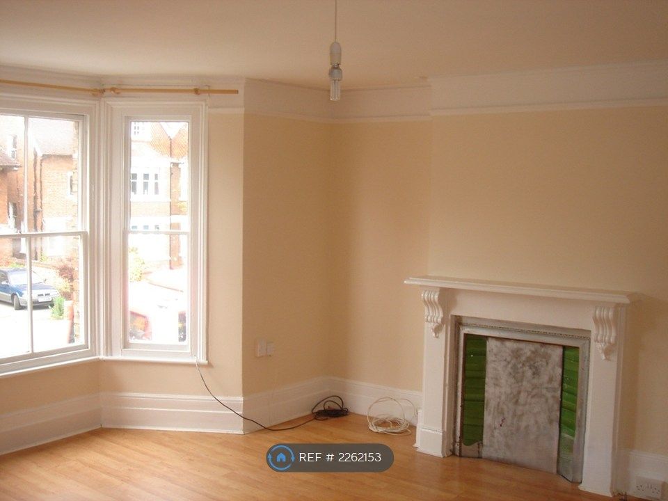 Property photo 2 of 10 Living Room