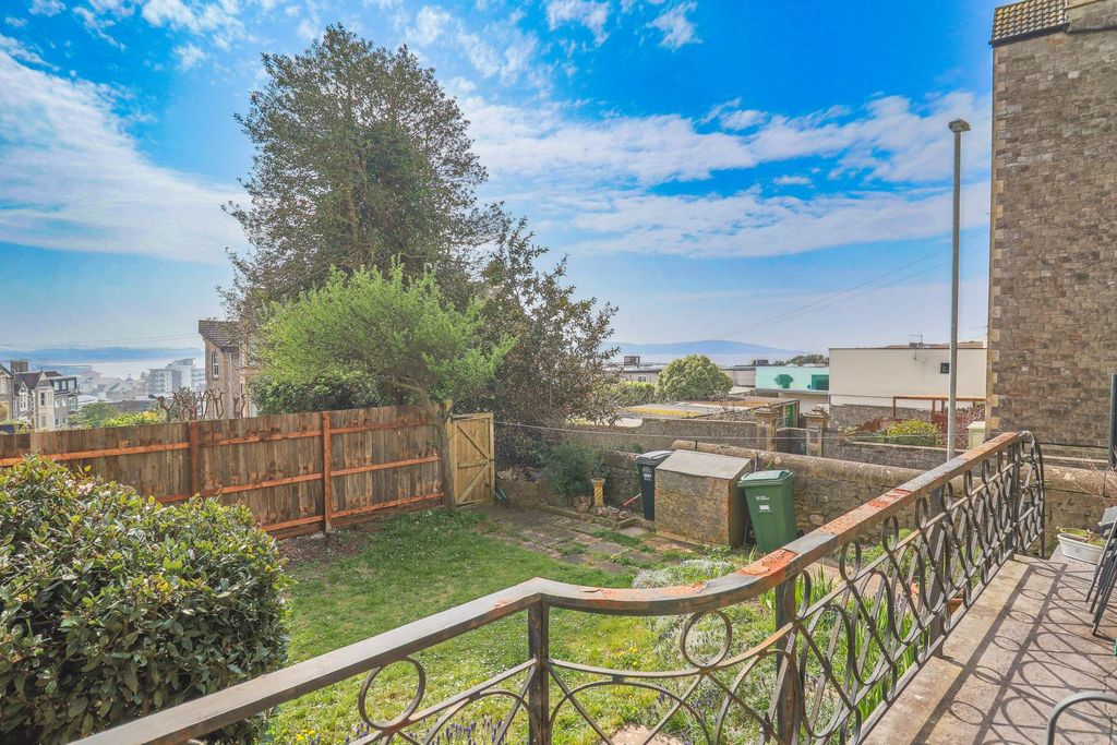 Additional image 5 of 2 bed flat for saleSouth Road, Weston-Super-Mare BS23