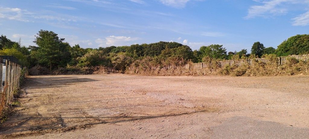 Property photo 1 of 2 Photo 3