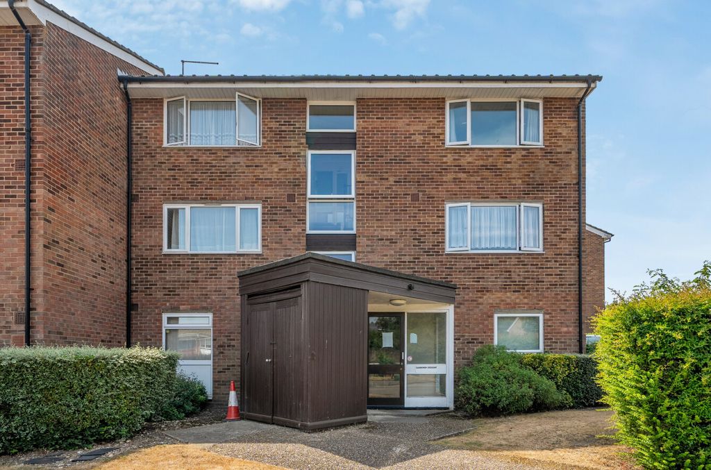 Property photo 1 of 18 1488429-20-6A63A0...