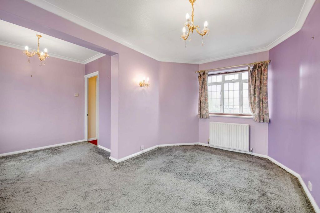 Property photo 3 of 5