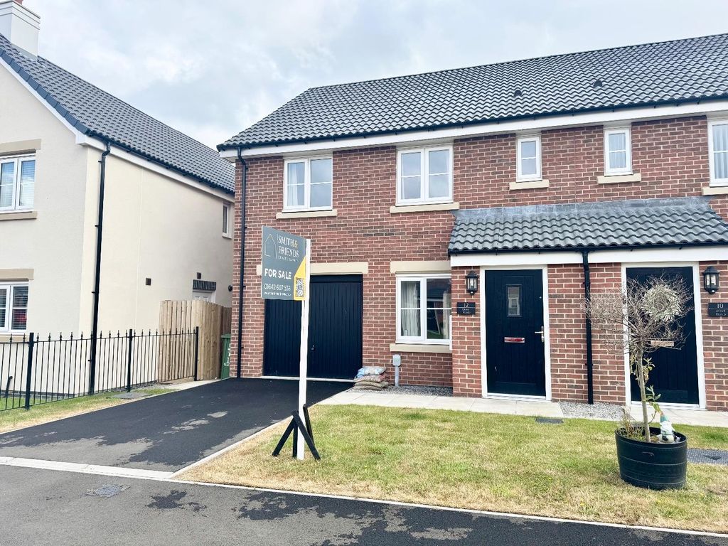Property photo 1 of 15 External