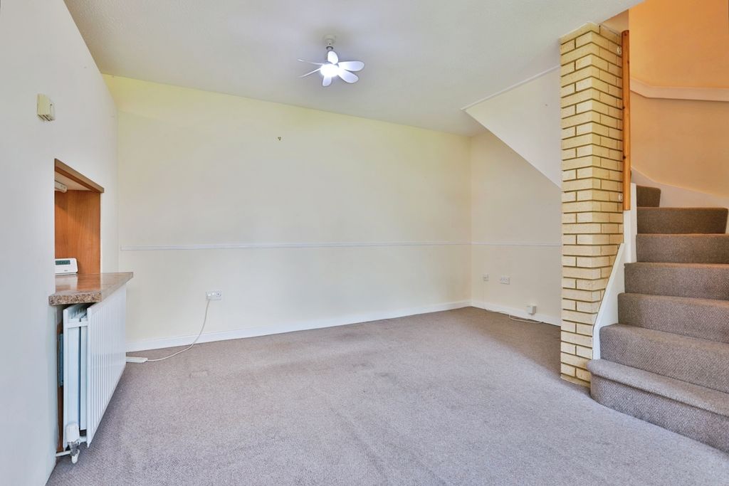 Property photo 3 of 16 Pbox-Img.Jpg