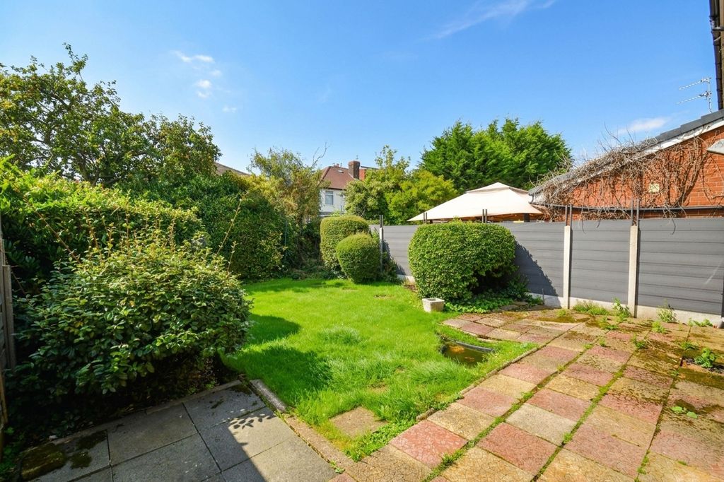 Property photo 3 of 16