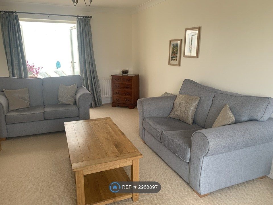 Property photo 3 of 26