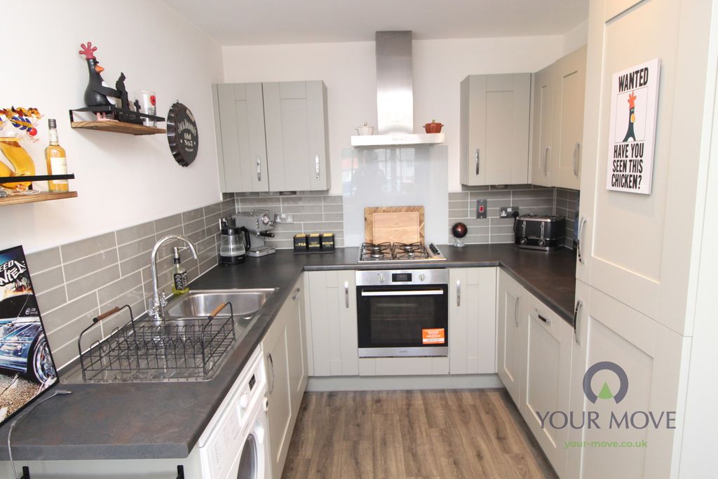 Property photo 2 of 15 Kitchen/Diner