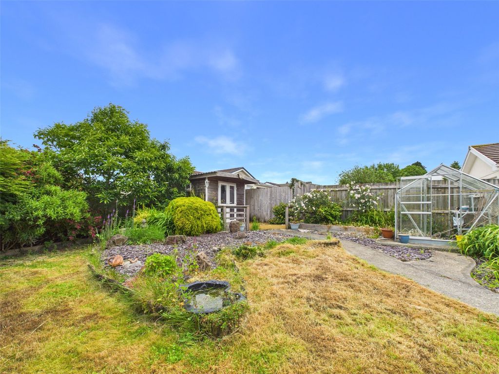 Property photo 2 of 22 Picture No. 35