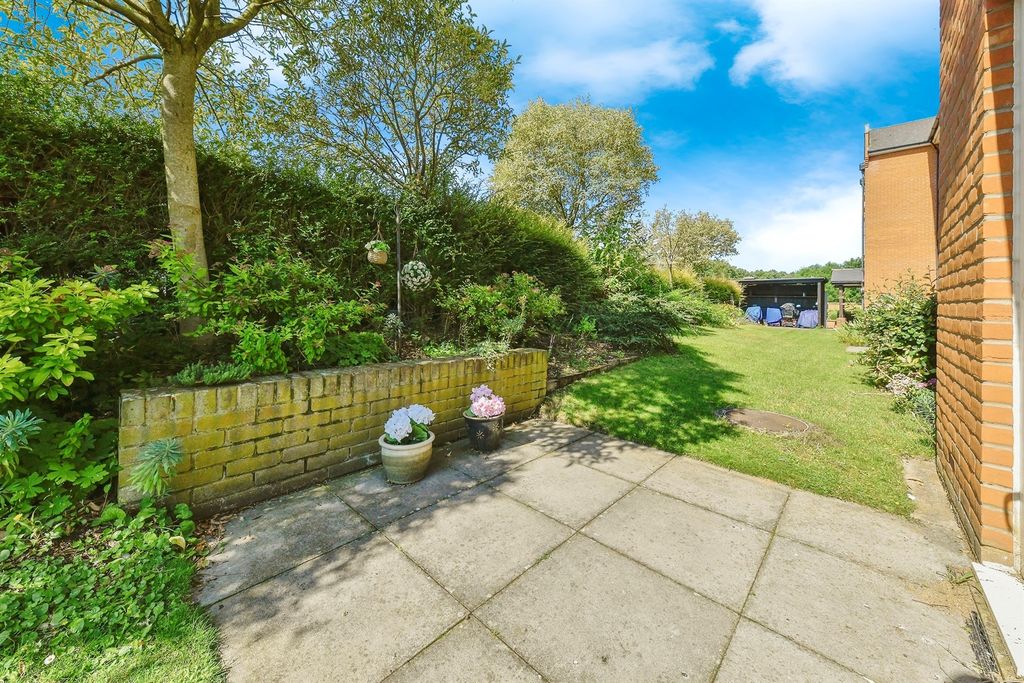 Property photo 3 of 18