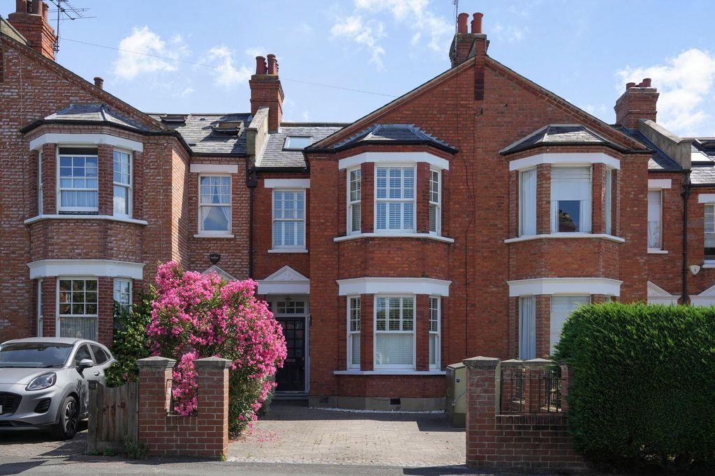 Property photo 2 of 15 External