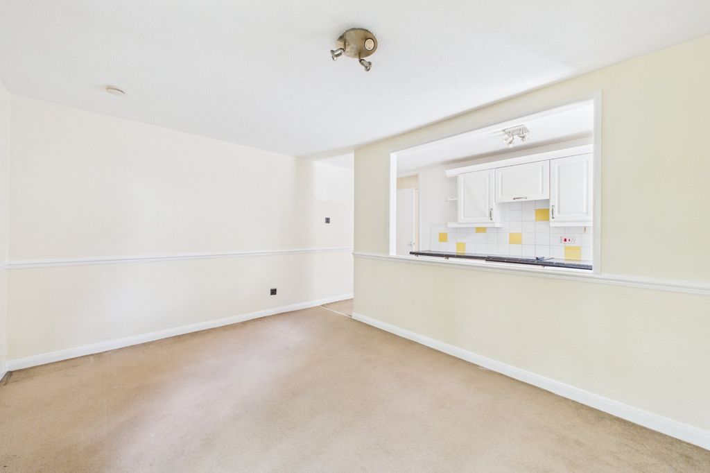 Property photo 2 of 8 Picture No. 09