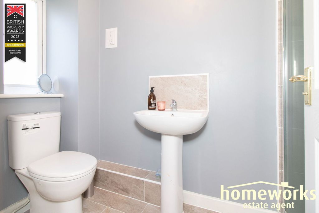 Additional image 10 of 4 bed detached house for saleTownshend Road, Dereham NR19