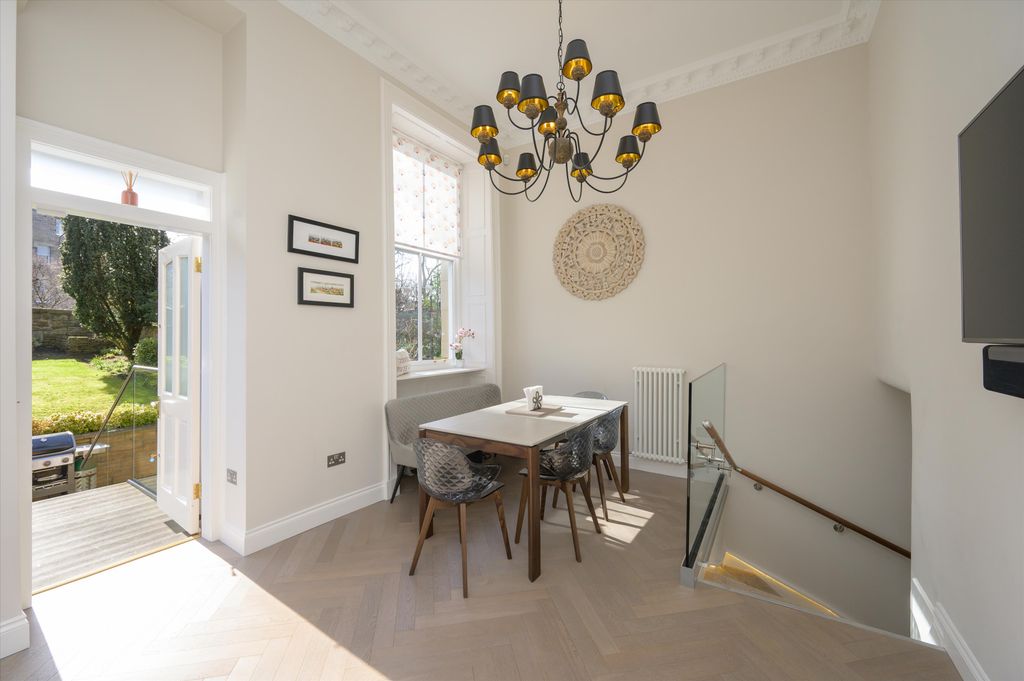 Additional image 12 of 4 bed flat for saleGlencairn Crescent, Edinburgh EH12