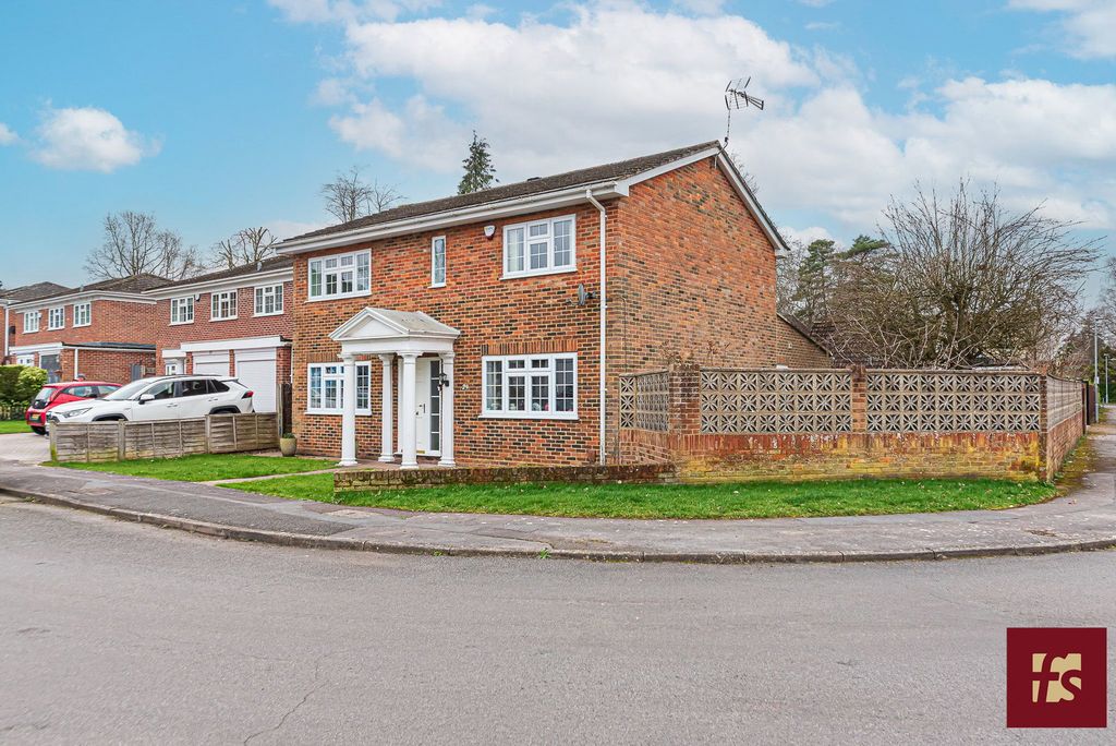 Property photo 1 of 30