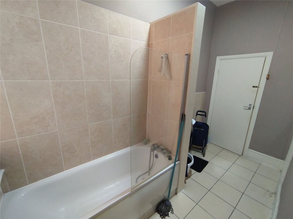Property photo 3 of 14 Picture No. 09