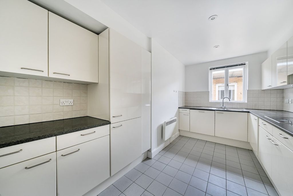 Property photo 3 of 16 Picture No. 04