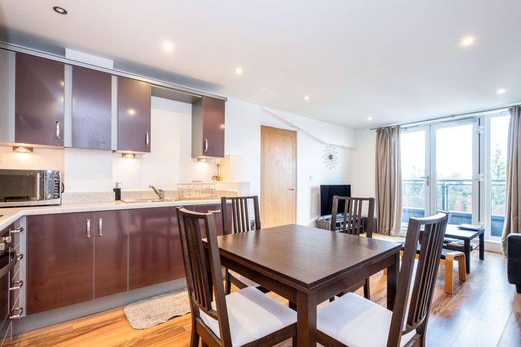 Property photo 2 of 8 Be947Aa2-7F65-4c7c-B