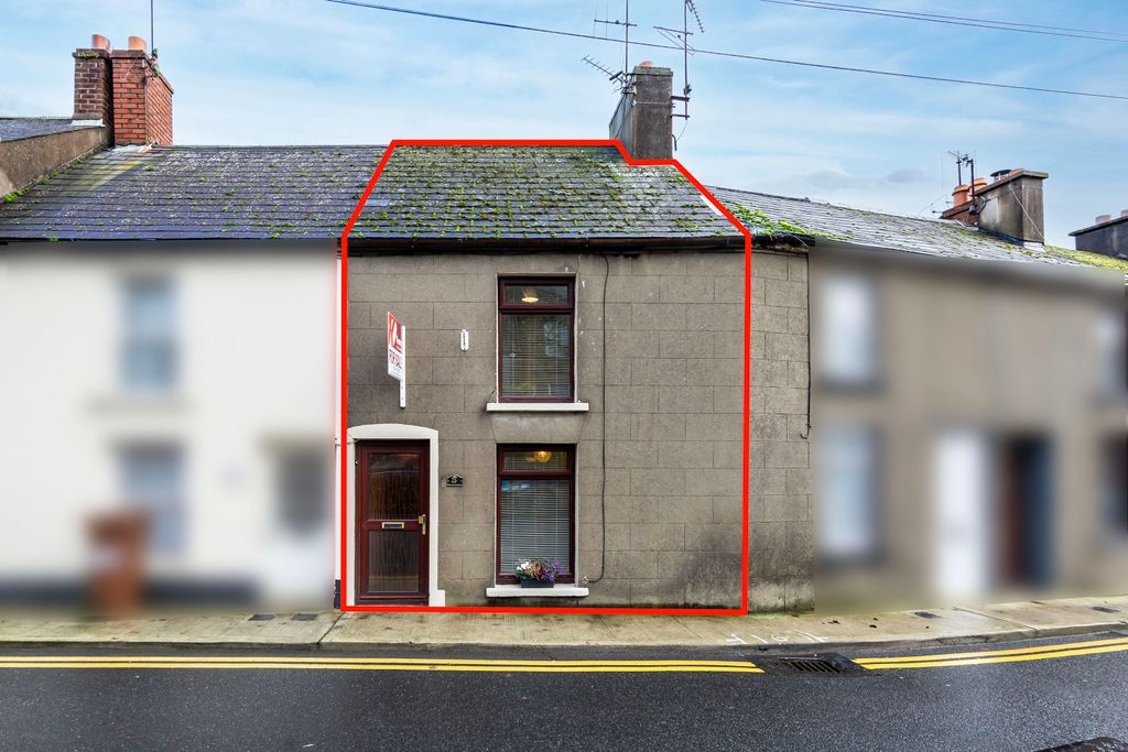 Property photo 1 of 21