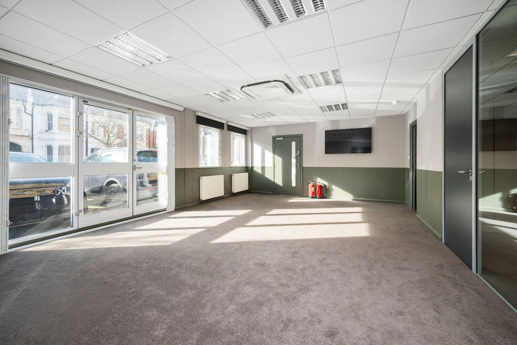 Property photo 1 of 12 P06.Jpg