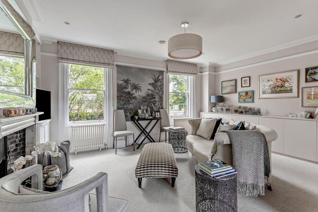 Property photo 2 of 18 4579211