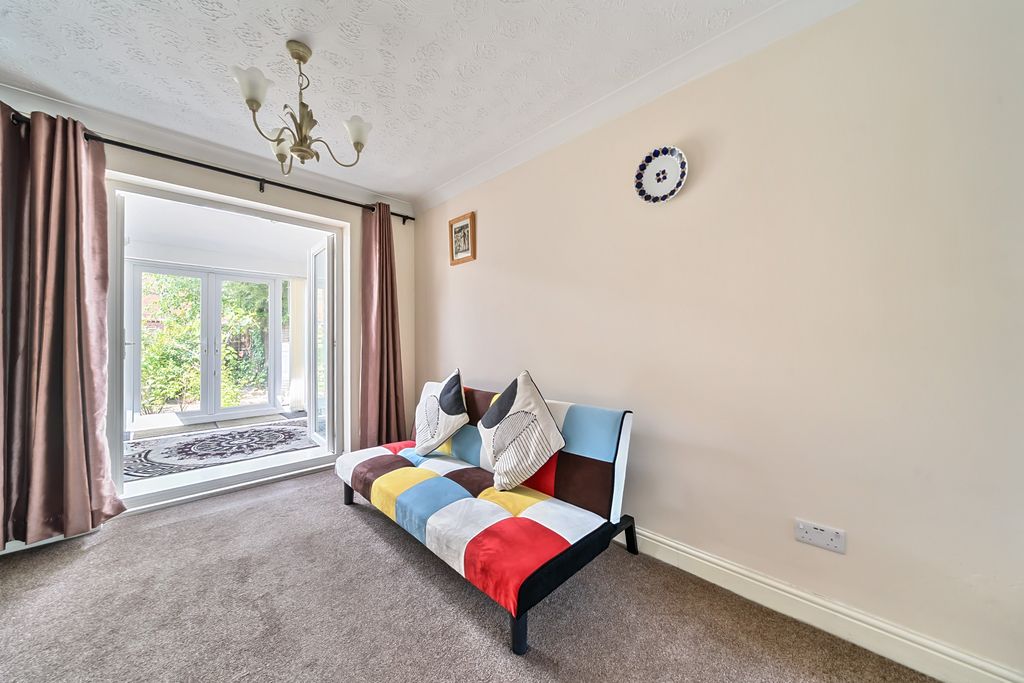 Property photo 2 of 15