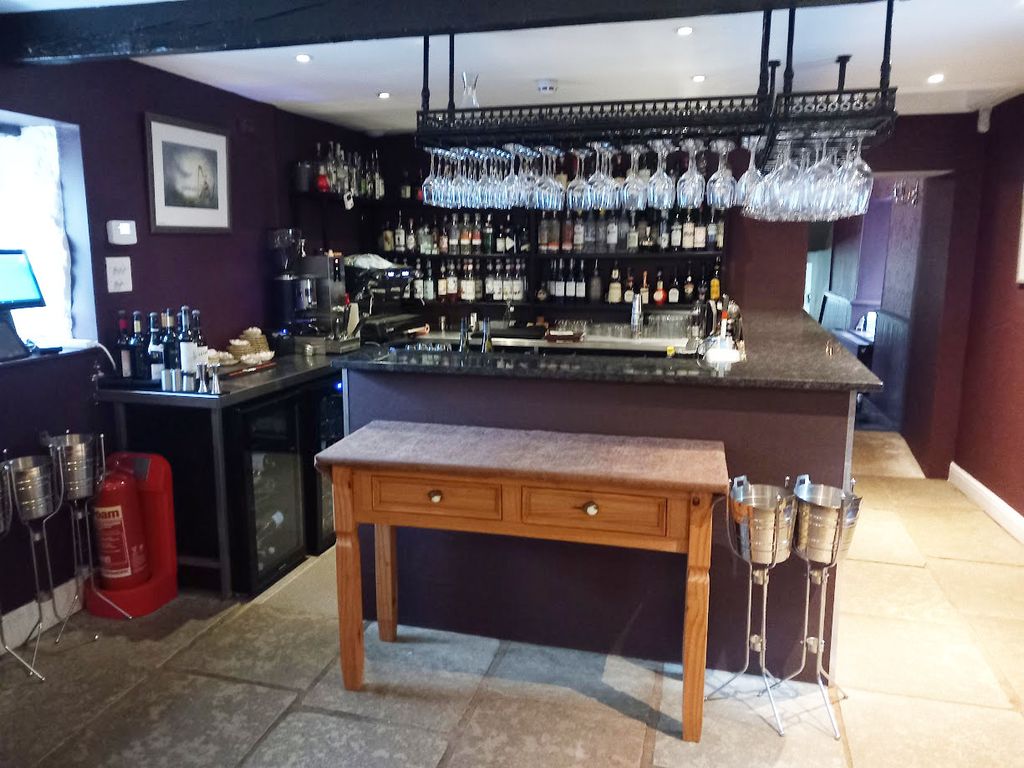 Property photo 3 of 7