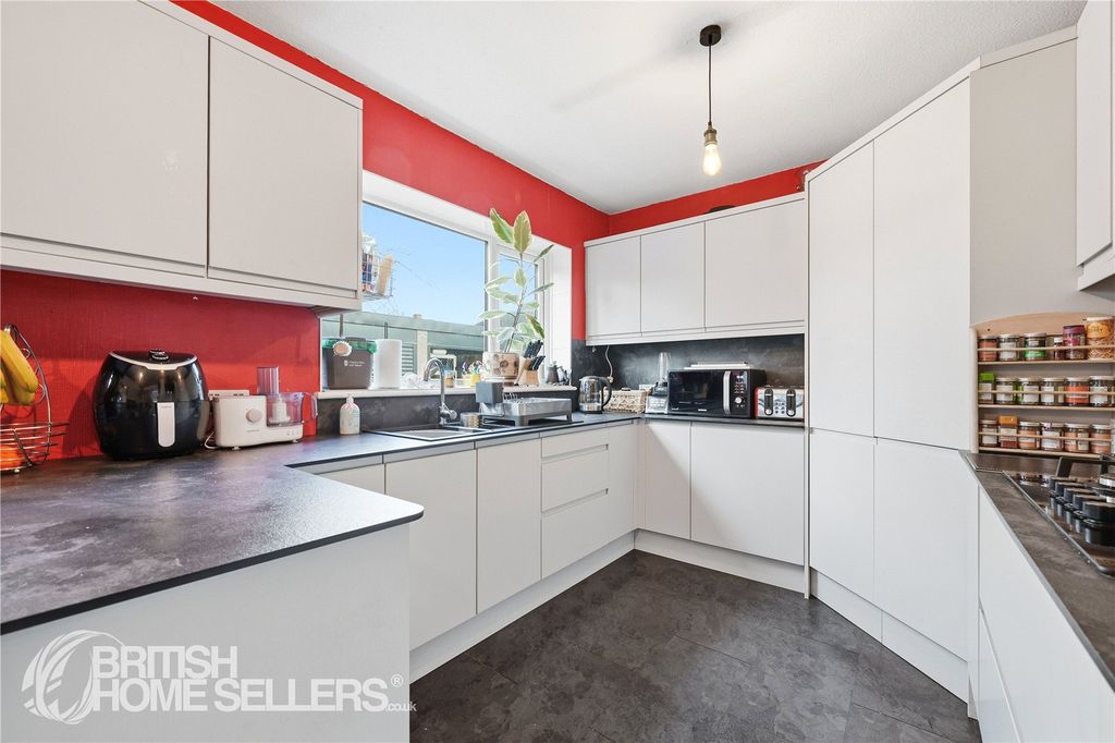 Property photo 3 of 15 Picture No. 09