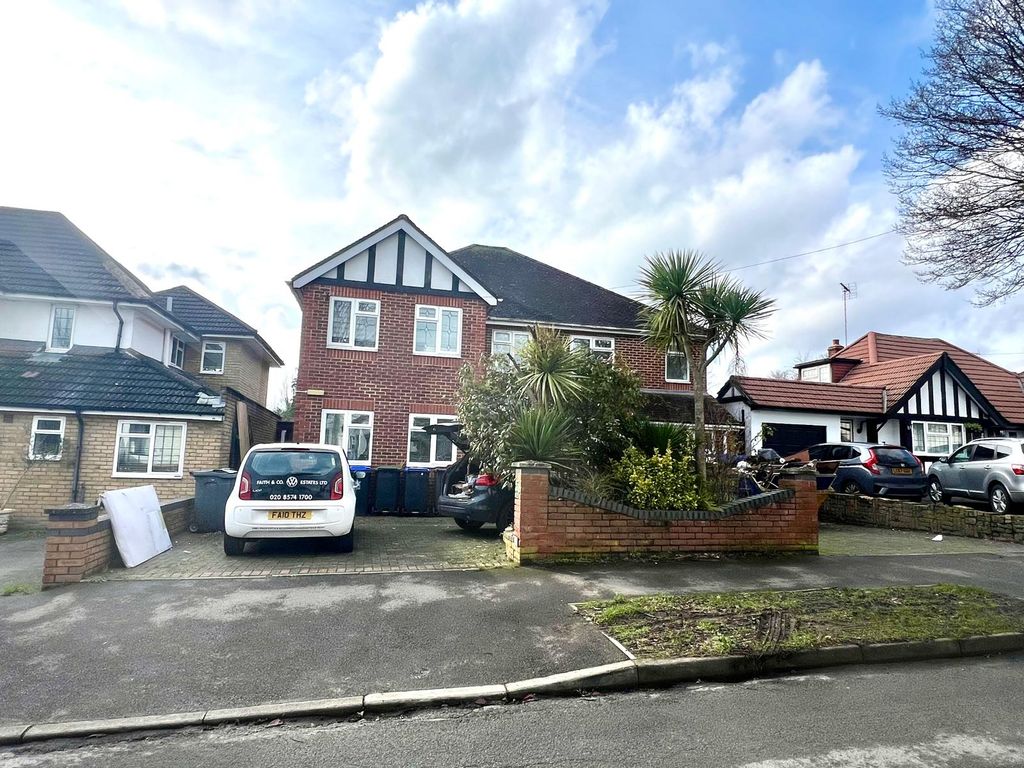 Property photo 1 of 25