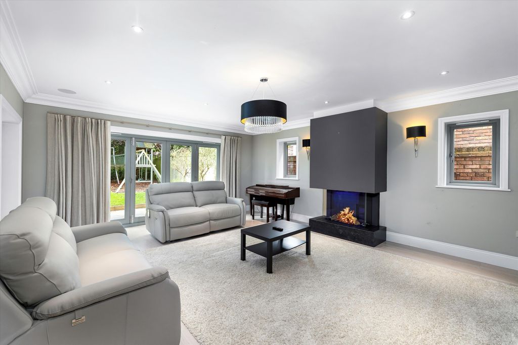 Additional image 4 of 6 bed detached house for saleLondon Road, Shrewsbury, Shropshire SY2
