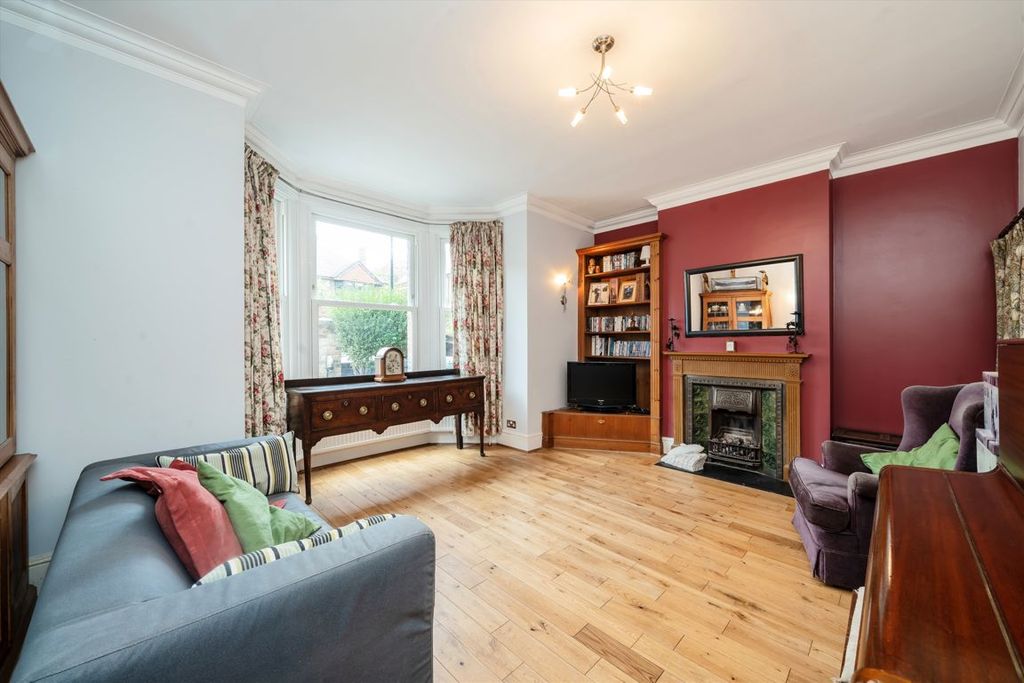 Property photo 2 of 12