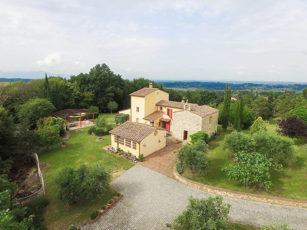 Property photo 1 of 29